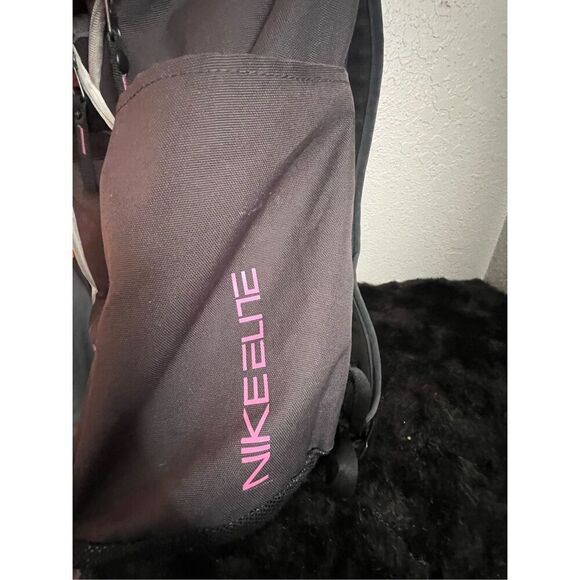 Nike Elite Quad Zip System Black Pink Breast Cancer Sport  Backpack Elite - Picture 4 of 8